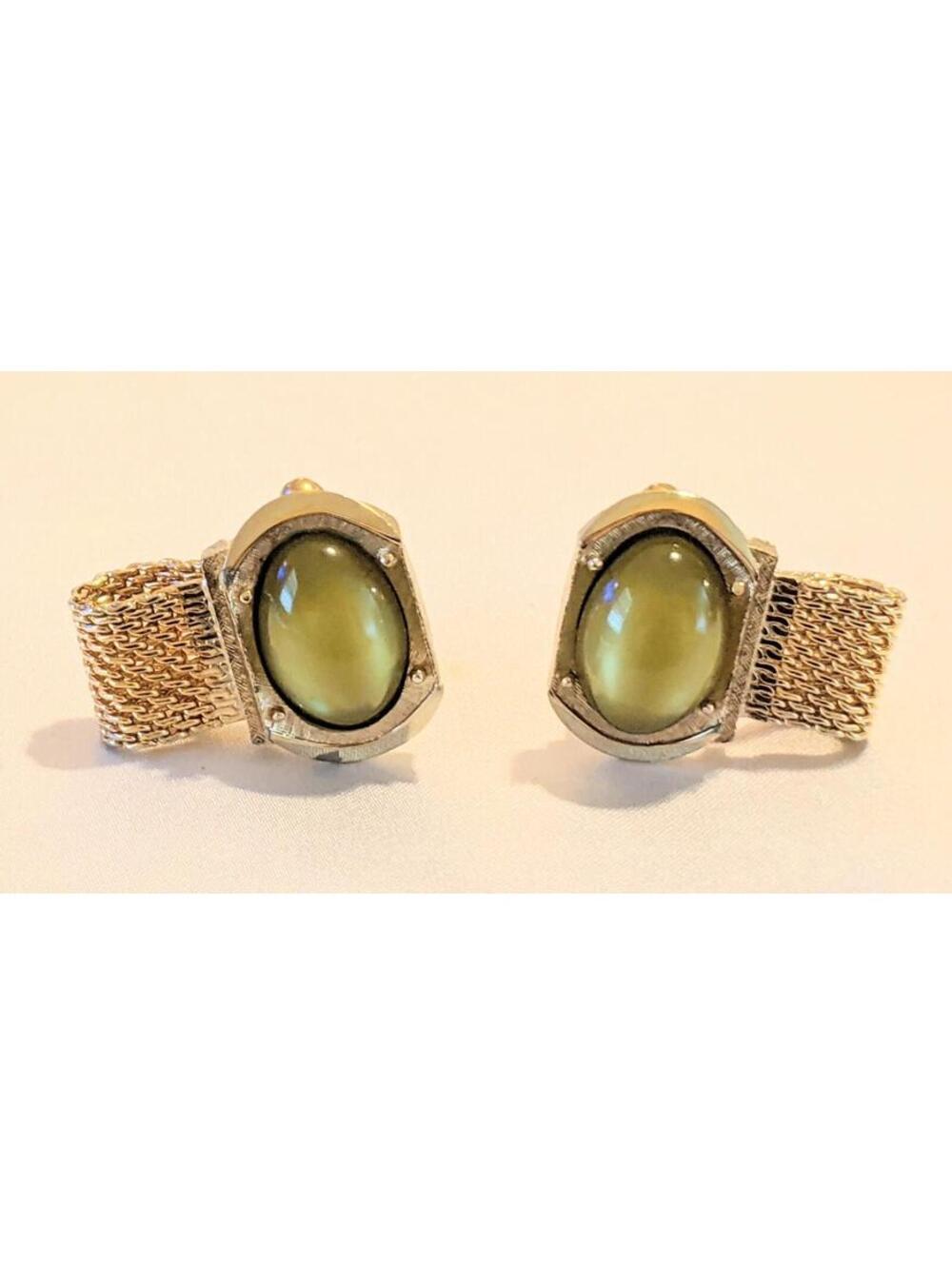 Vintage Swank Chartreuse Olive Green Gold Tone Cufflinks Thermoset Wrap Around